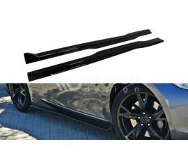 Накладки на пороги на Nissan 370Z