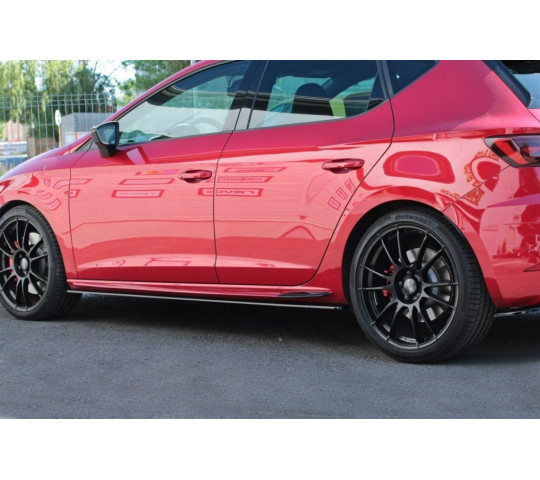 Накладки на пороги на Seat Leon Mk3 Cupra/ FR 2017- вар.2